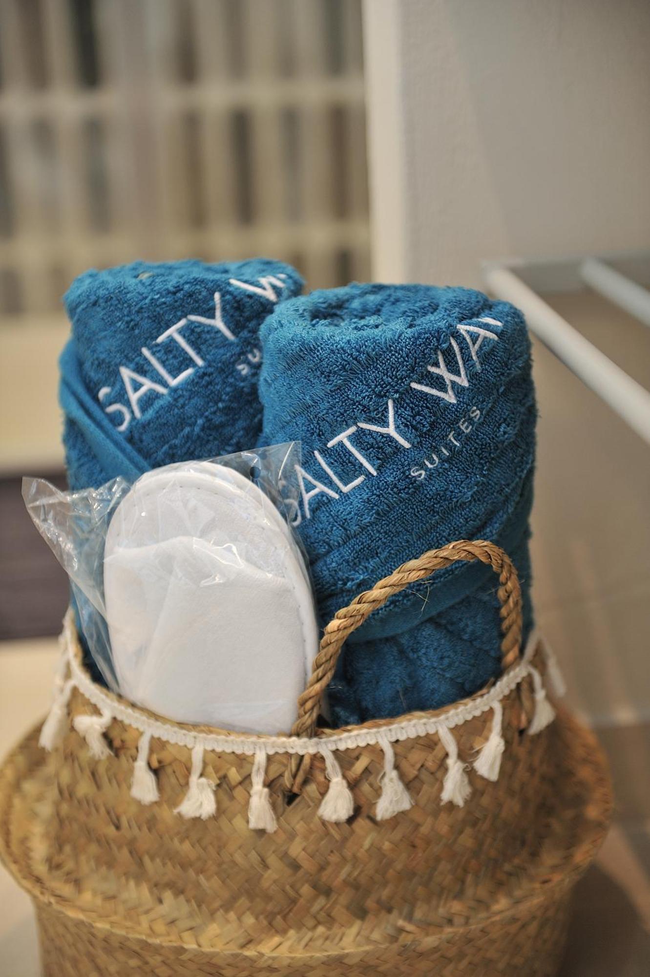 Salty Wave Suites Скіатос Екстер'єр фото